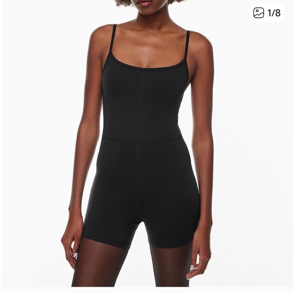 Aritzia Wilfred free short bodysuit S